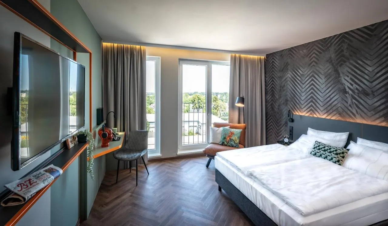 Loginn Hotel Berlin Airport