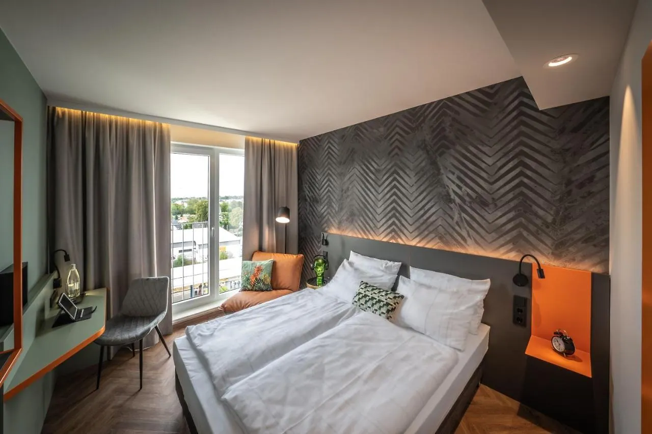 Loginn Hotel Berlin Airport