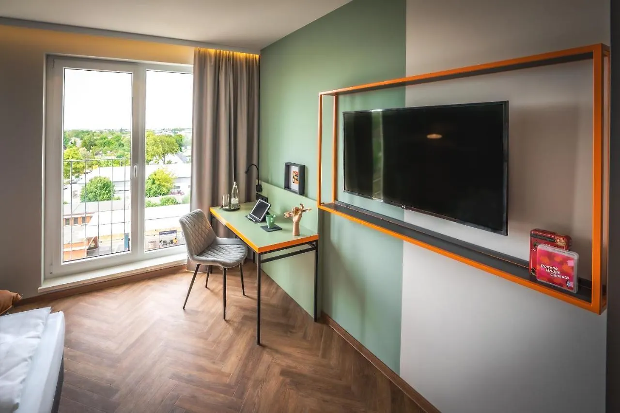 Loginn Hotel Berlin Airport